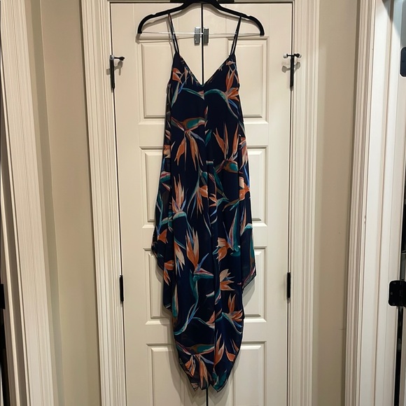 🔥NWOT Floral Navy Maxi Dress - Picture 1 of 5